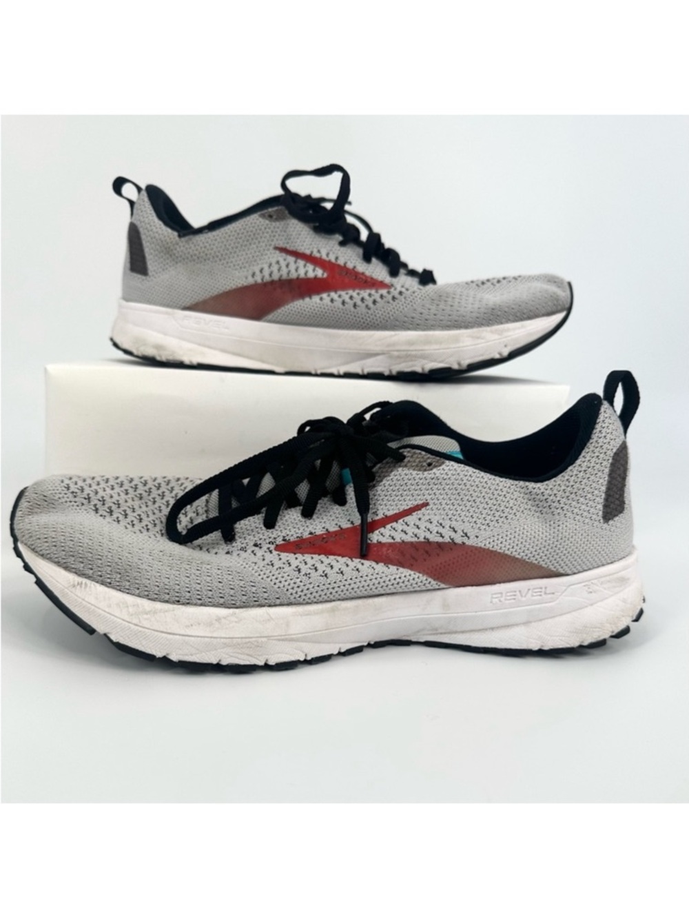 Brooks Revel 4 Men's Road Athletic Running Shoes, Gray and Red, Size 8.5